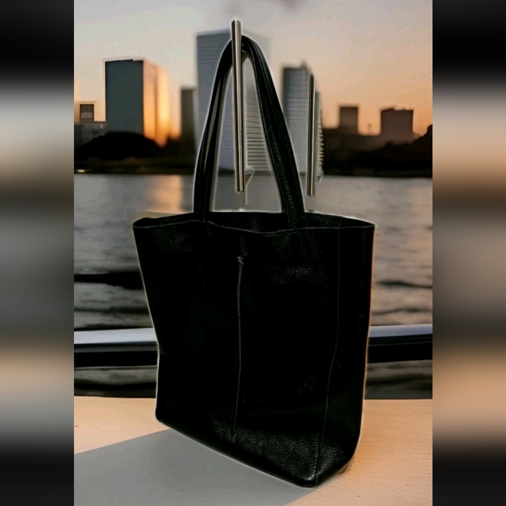 Borse In Pelle Tote black, Soft  Pebble Leather, Zip Pocket, Made in Italy - Picture 2 of 7